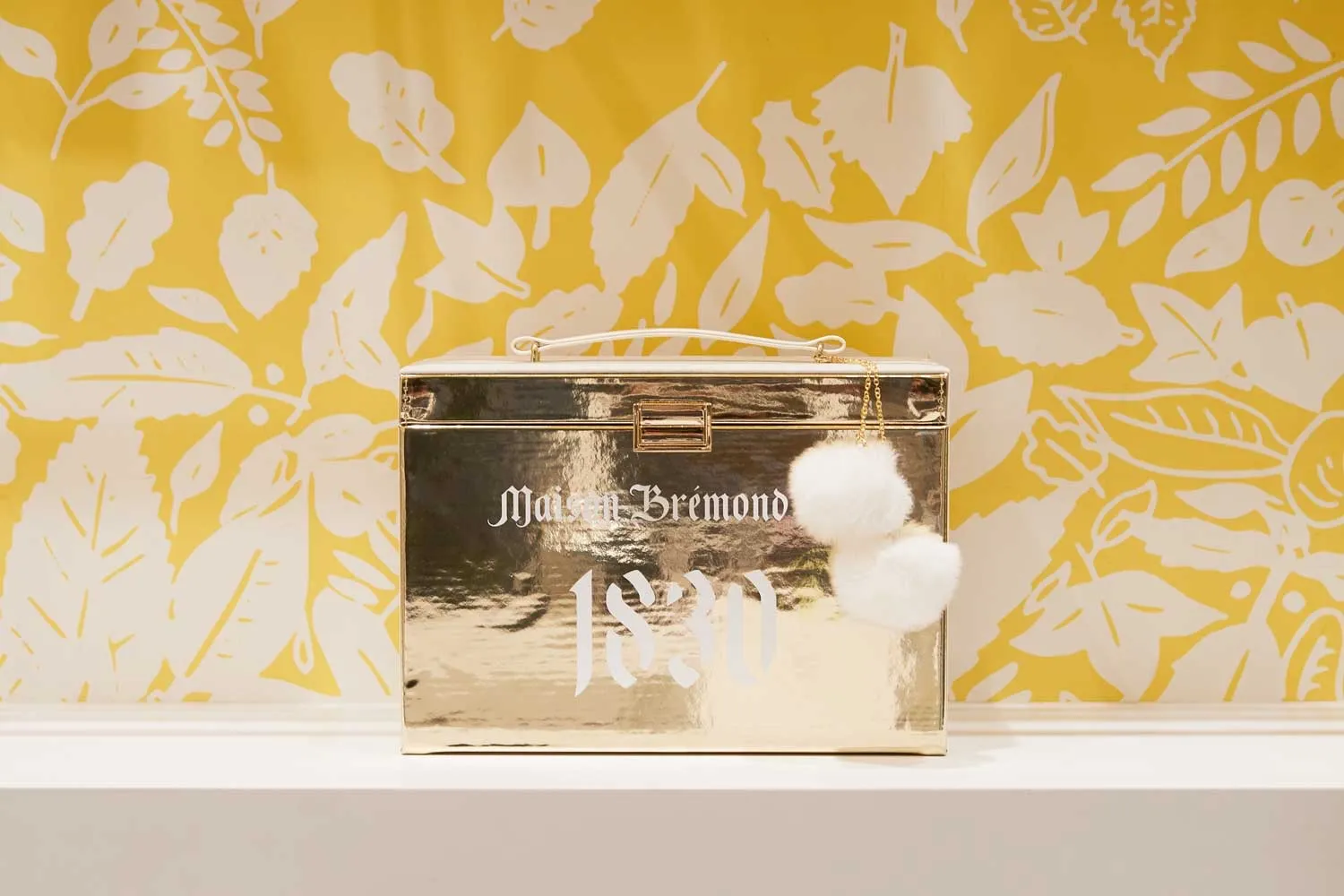 Maison Bremond 1830  Vanity bag 1