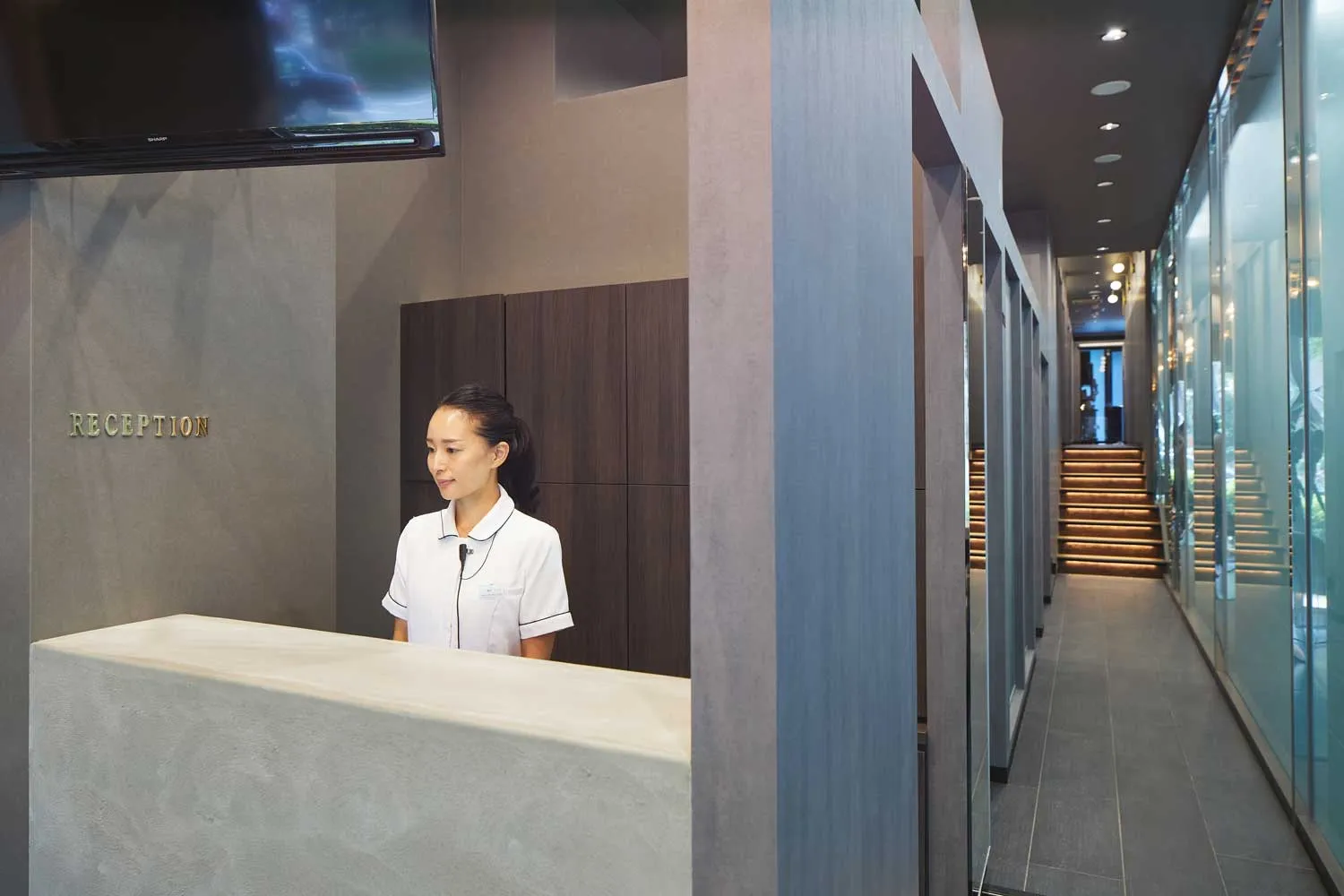 KAMIYACHO DENTAL OFFICE 2