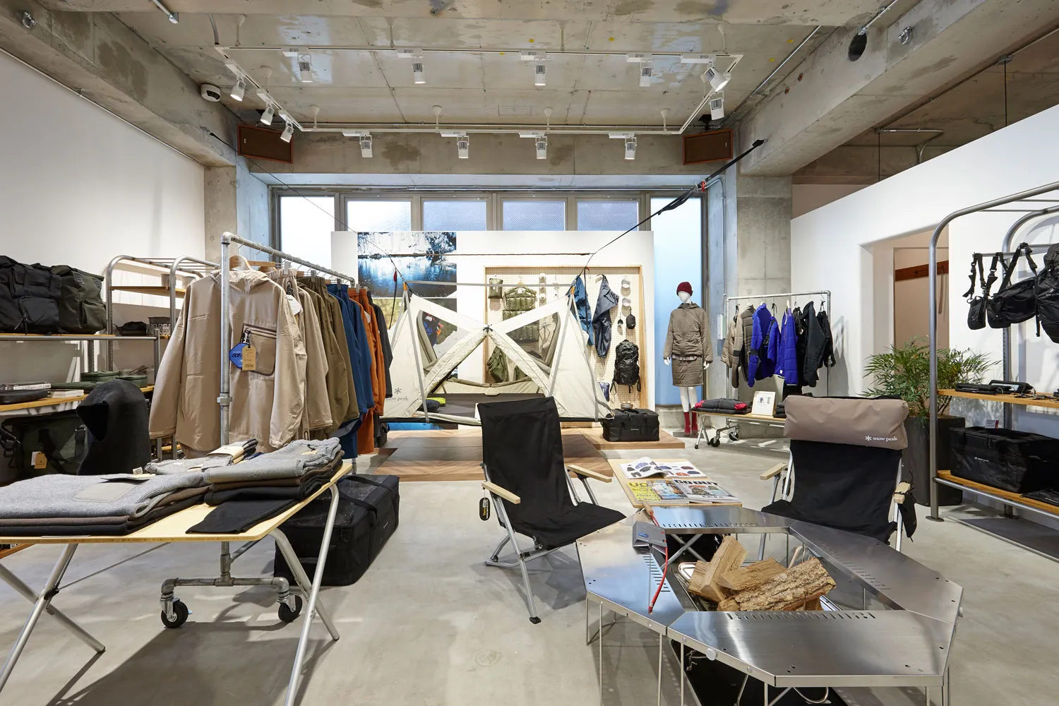snowpeak Omotesando 2