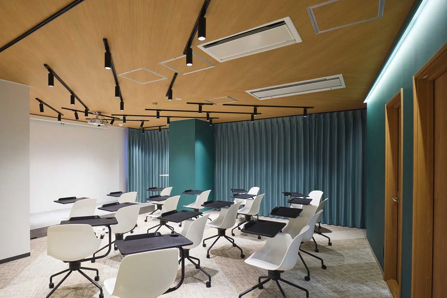 kaeka tsukiji office 2