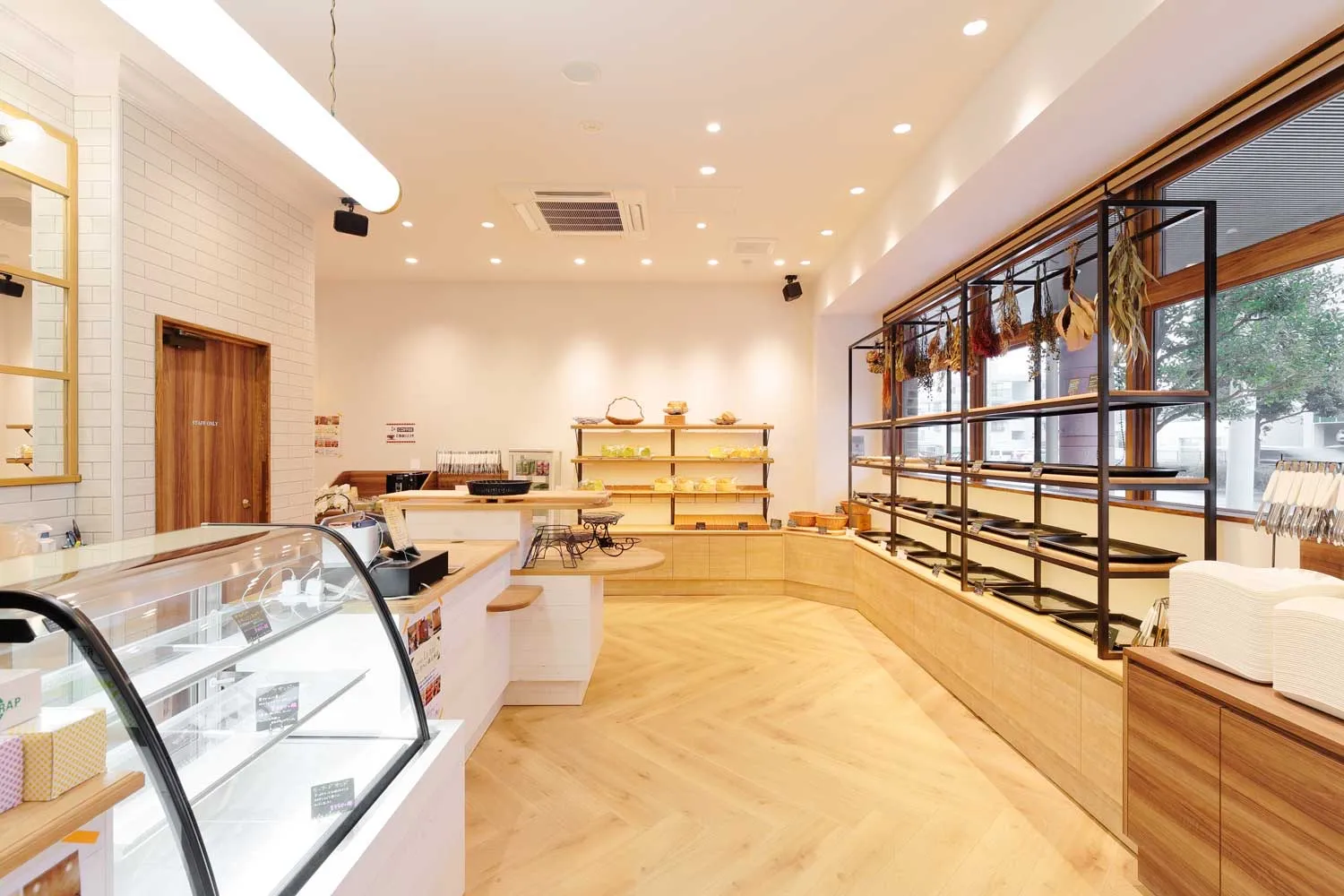 Bakery & Cafe Le miel 3