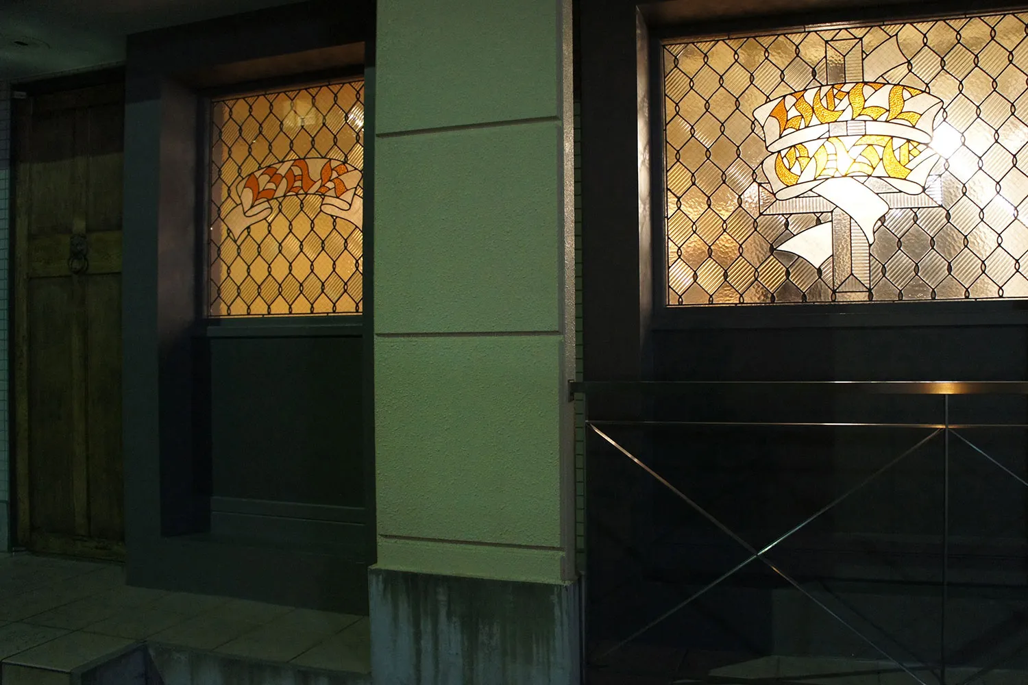 BAR HELLGATE 4
