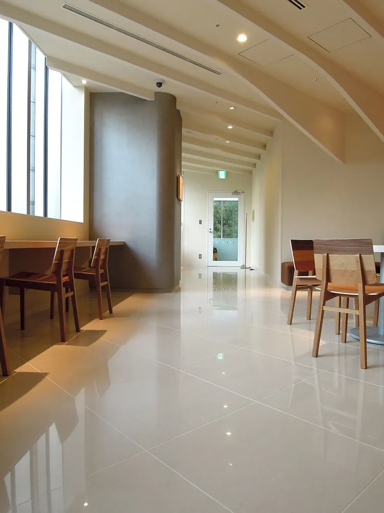 ARK HILLS SENGOKUYAMA MORI TOWER | REFRESH ROOM 5