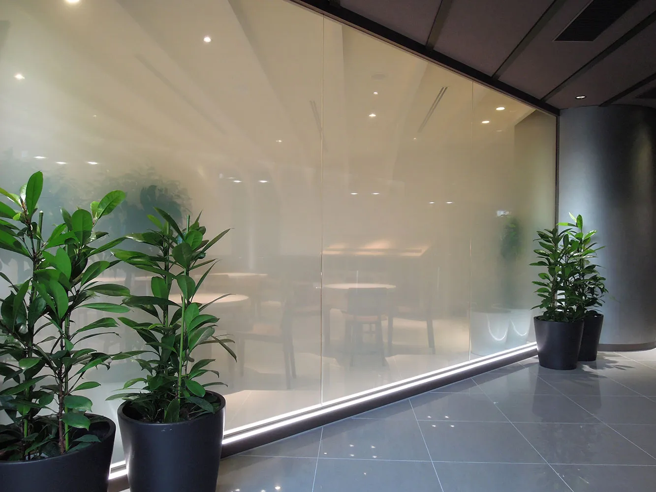 ARK HILLS SENGOKUYAMA MORI TOWER | SMOKING ROOM 6